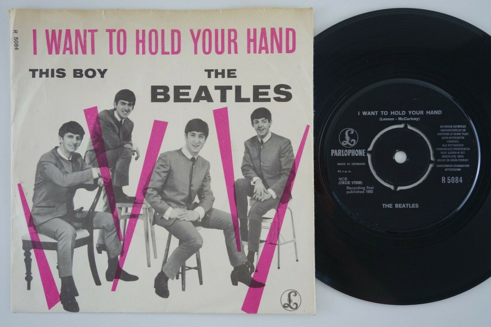 BEATLES I Want To Hold Your Hand RARE Denmark 45 UNIQUE danish p/s SUPERB SLEEVE