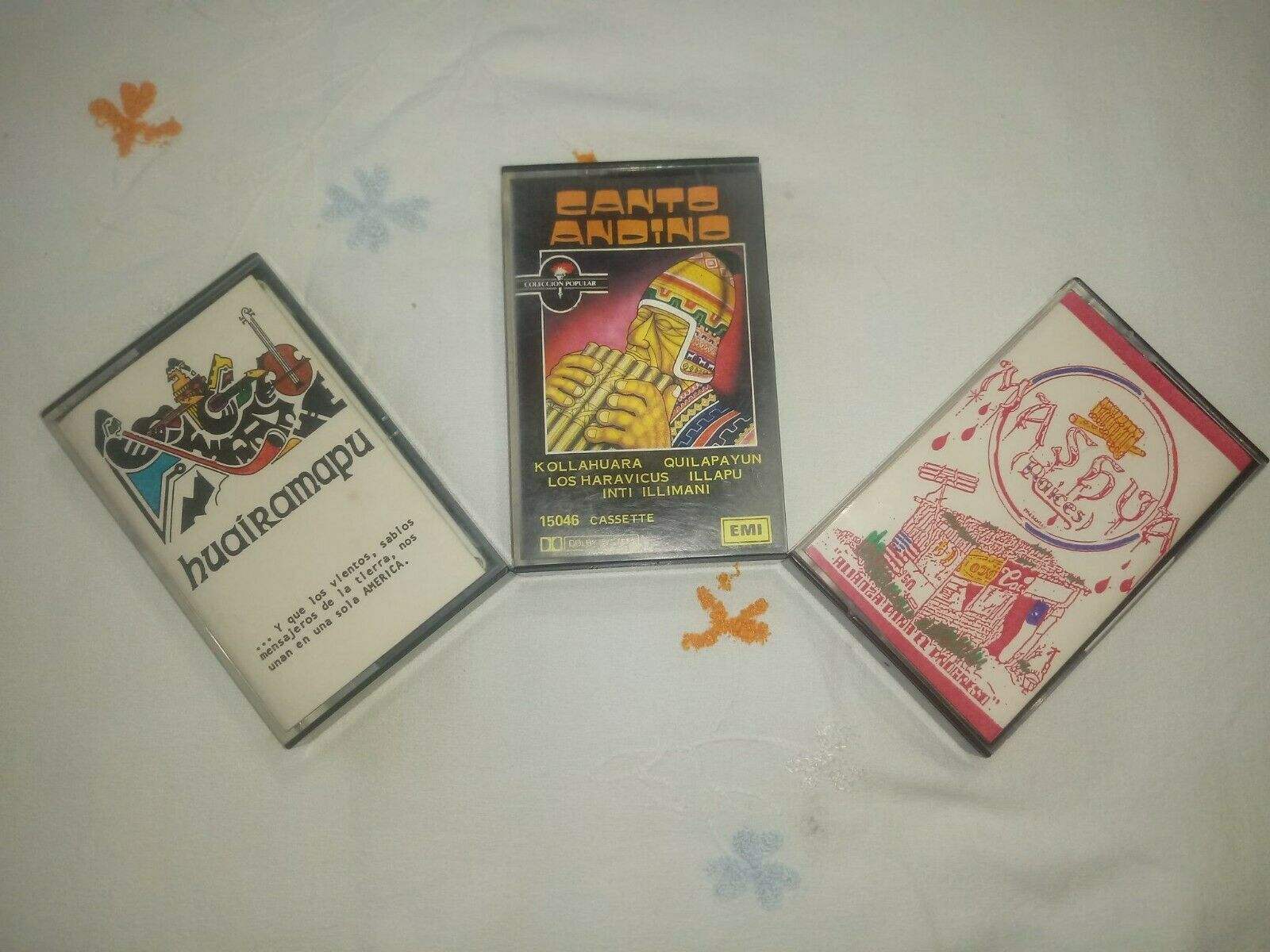 Lot of 3 music cassettes from the Andes (restored)