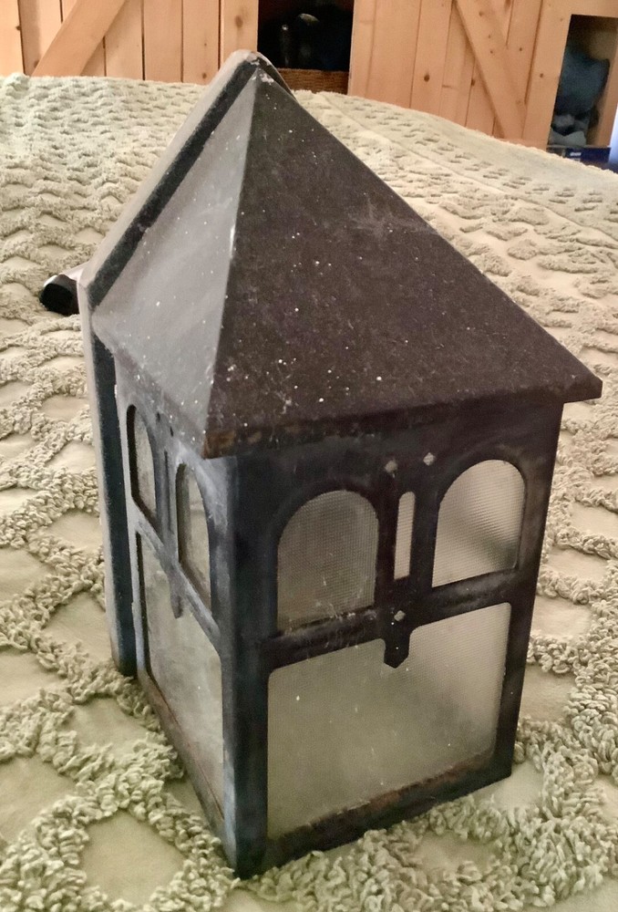 VINTAGE  LANTERN WALL SCONCE BUNGALOW Tudor COTTAGE PORCH LIGHT lamp