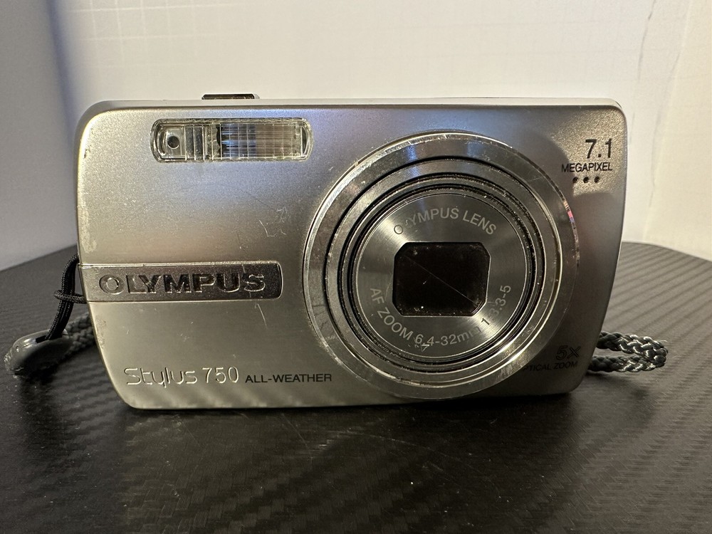 Olympus Stylus 750 7.1MP Digital Camera - Black (225810)