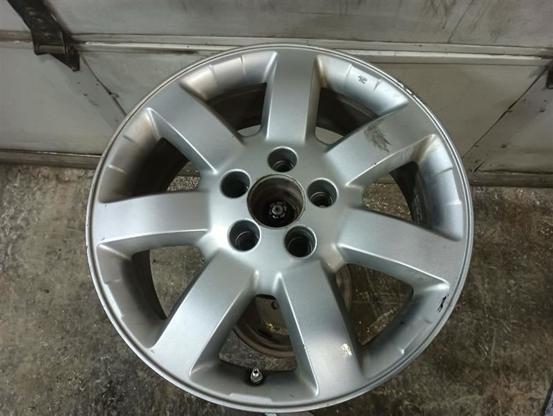 **SCRATCHES** Wheel 17x6-1/2 Alloy 7 Spoke Hitachi From 2009 CR-V (11314647