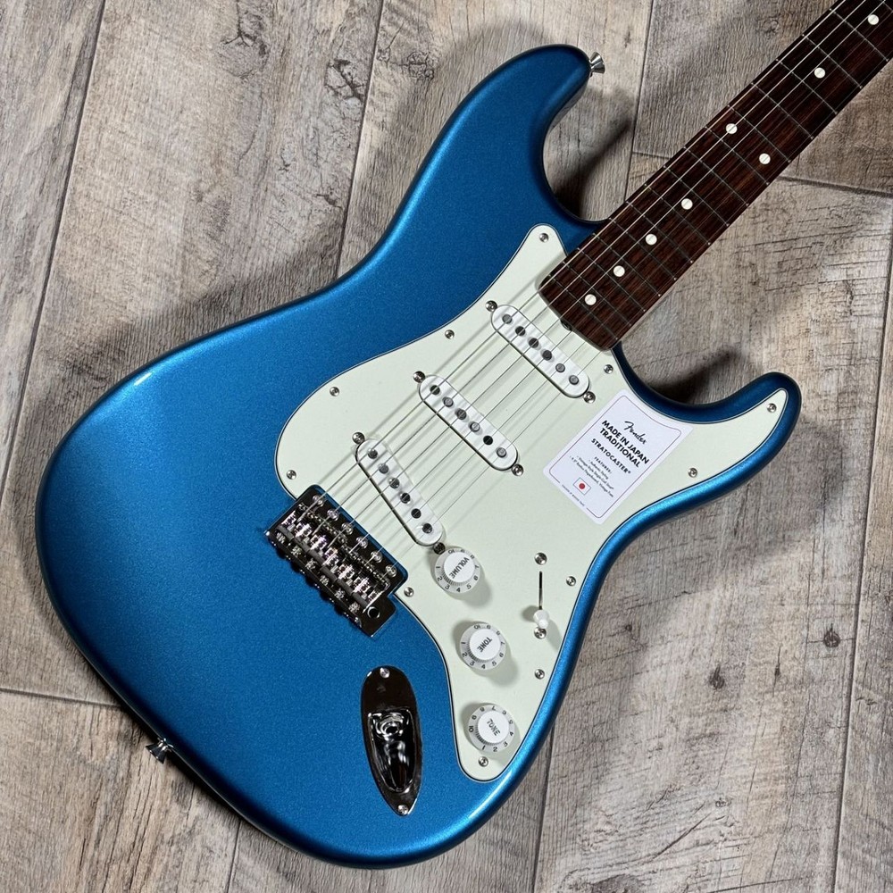 Fender Made in Japan Traditional 60s Stratocaster Rosewood Fingerboard Lake Pl