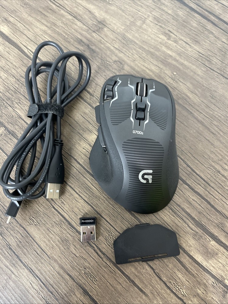 Logitech G700s Wireless Wired Rechargeable Black Gaming Mouse/Dongle Works Read