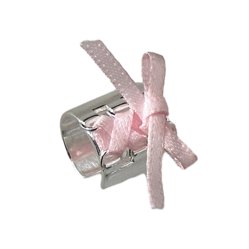 Bow Clip-On Earrings with Ribbon Design for Women – Elegant Ear Cuffs