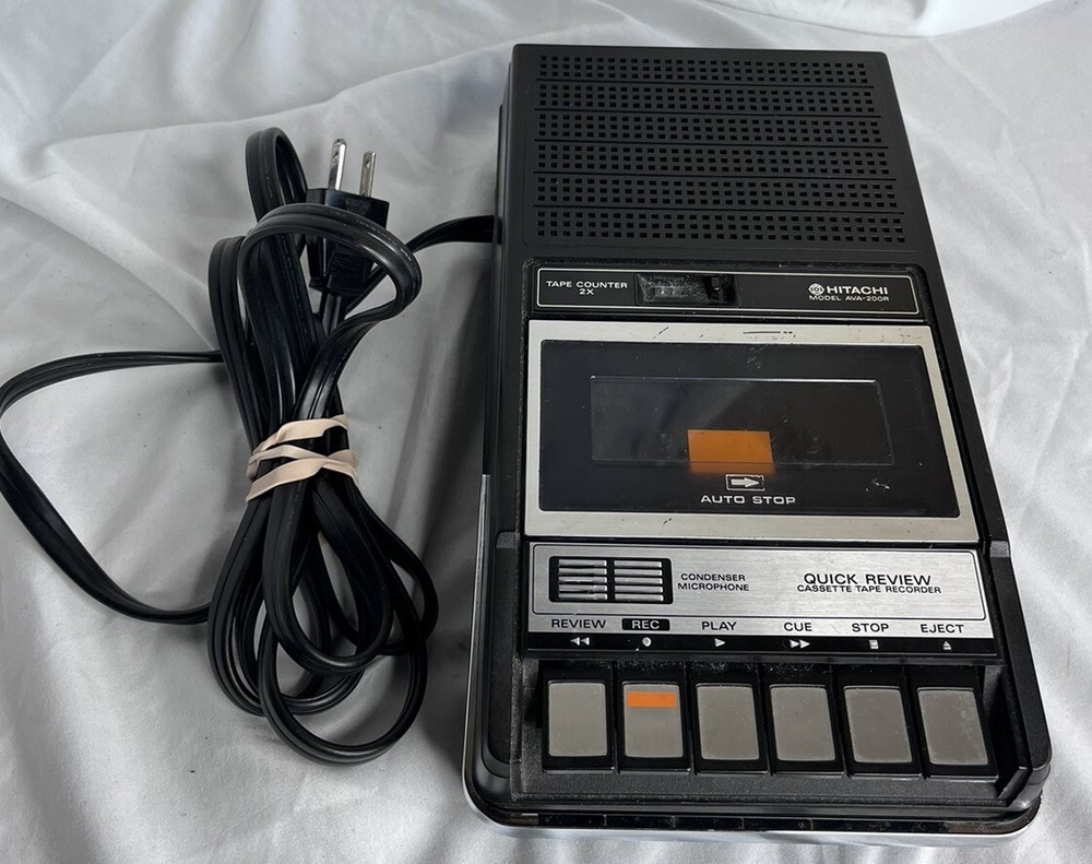 Vintage Hitachi AVA-200 Quick Review Cassette Tape Recorder Ava-200R Tested Runs