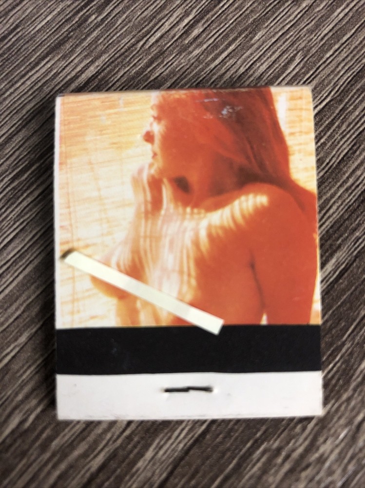 Vintage Unstruck Pinup Matchbook Western Iron & Metal, Cheyenne WY. 1960's