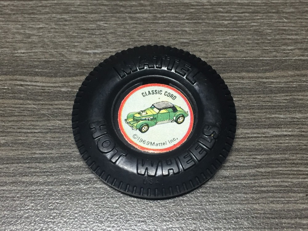 Classic Cord Plastic Button w/tab Hot Wheels Redline 1971 Rare Original Badge