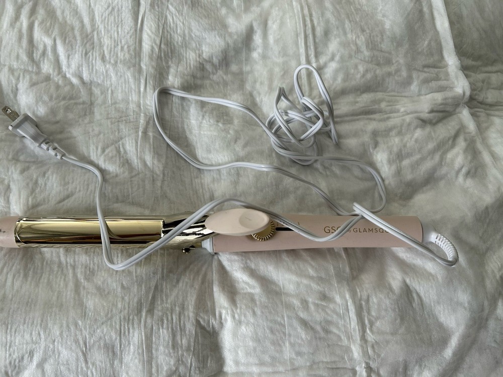 GSQ by GLAMSQUAD 1 Inch Titanium Curling Iron for Salon-Quality Styling