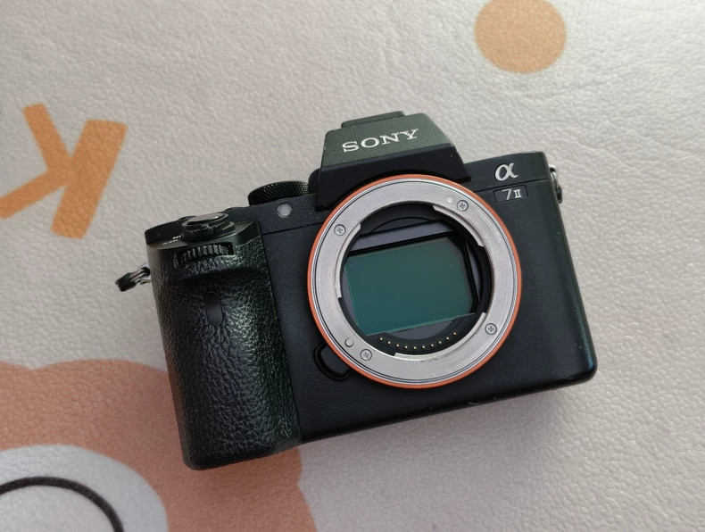 Sony ILCE-7M2 A7 II 24.3MP Full Frame Digital SLR Camera -Black (Body Only) A7M2