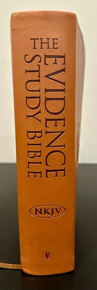 The Evidence Study Bible NKJV (Commentary by Ray Comfort) Duo-Tone