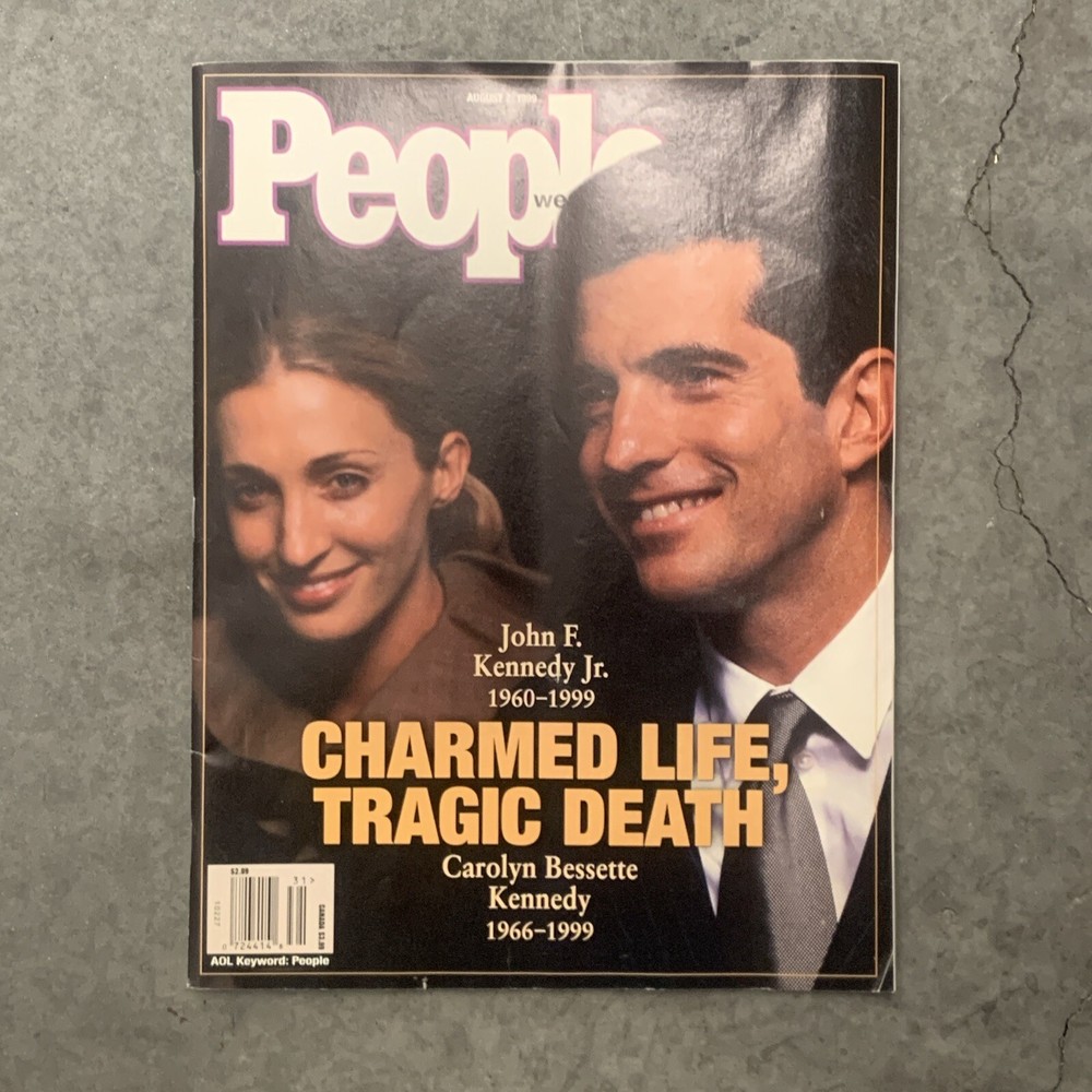 Carolyn BESSETTE Kennedy JFK Jr Aug 1999 People Magazine Collectible Rare Photos