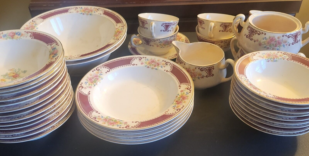 Homer Laughlin Brittany Majestic Pattern#W538 Multicolor Burgundy Band 36 Pieces