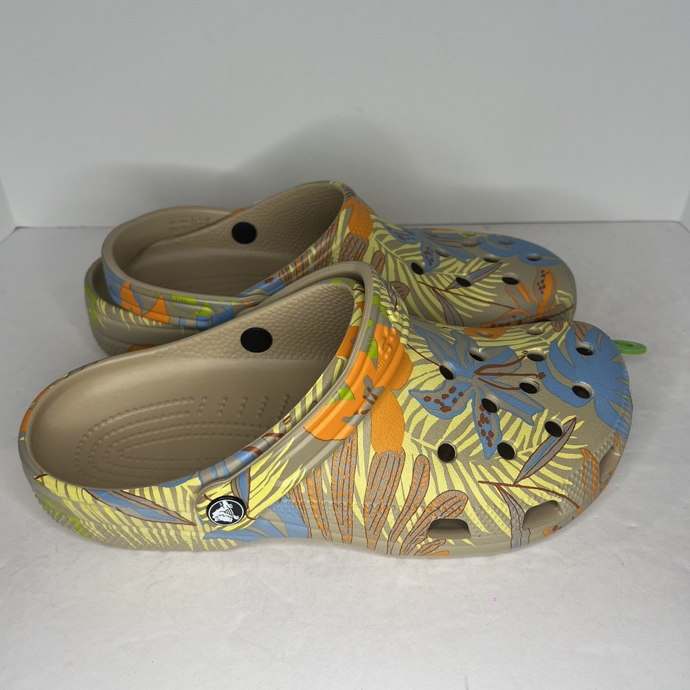 Crocs Classic Retro Resort Clogs for Women Size 11 Men 9 Multi Print 207849-2ZM