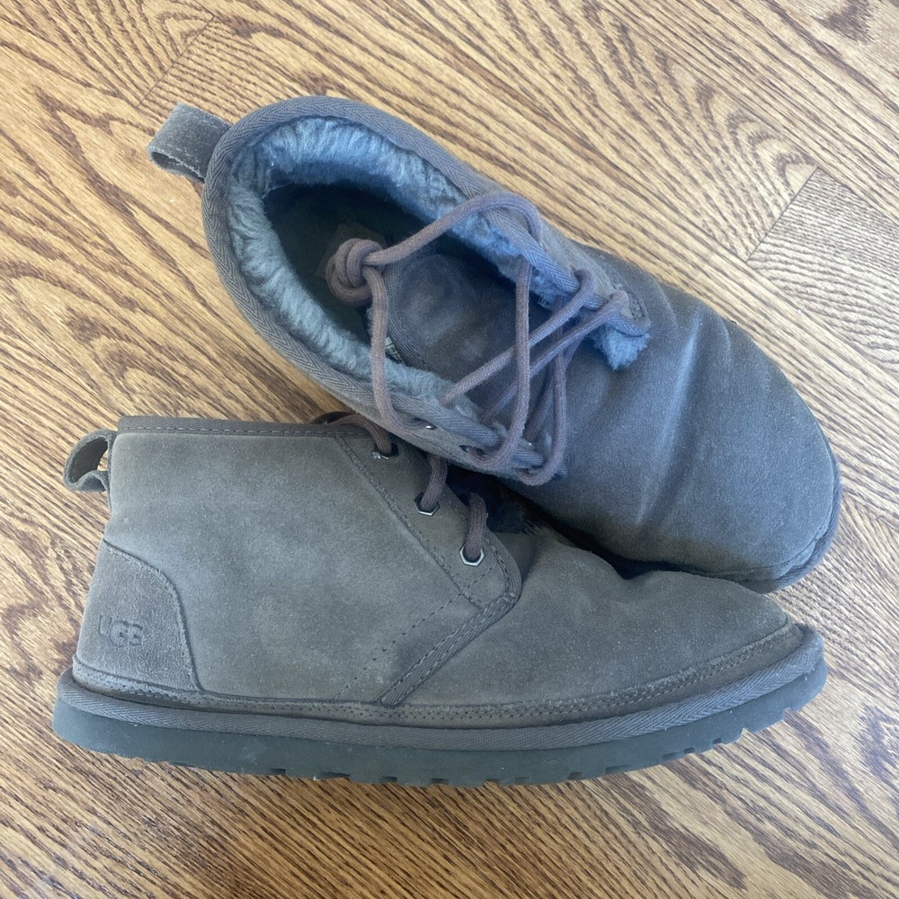 UGG Men's Neumel Shearling Lined Suede Chukka Boots Charcoal Gray Size 8