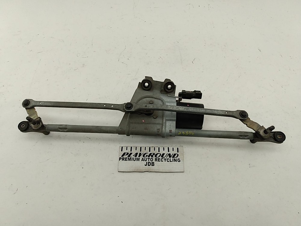 Jeep Liberty KJ 2002-2007 Front Wiper Motor & Transmission Assembly 02