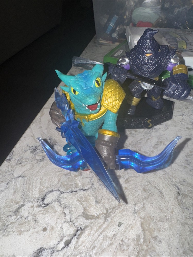 Skylanders Trap Team Figures