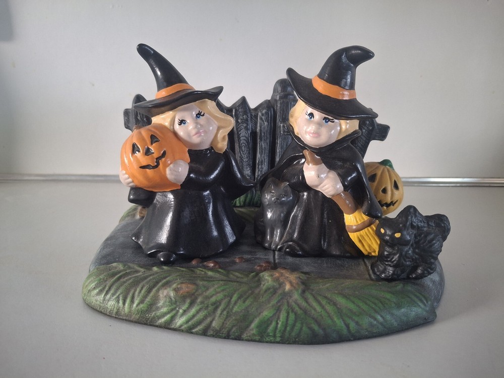 Vtg Ceramic Halloween Scene With 2 Witches Hand Painted