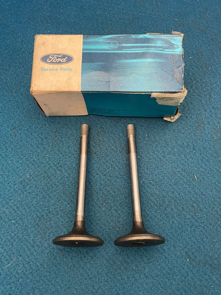 FORD ENGINE INLET VALVES FORD TRANSIT OHC MODELS 1595027 DEALER PART NEW