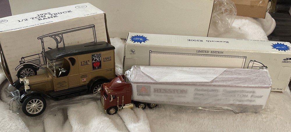 2Truck Banks Lancaster Hesston Farms Never Displayed Original Boxes Liberty Ertl