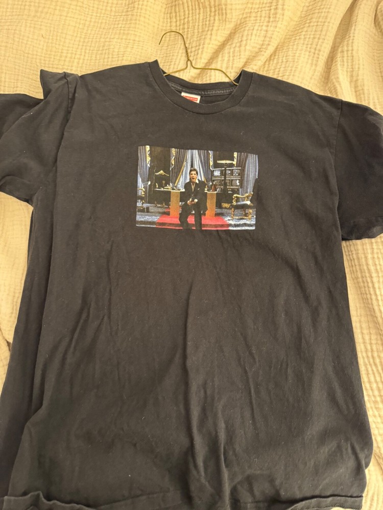 Supreme scarface T shirt (Size XL) Only Worn Once (Very Rare)