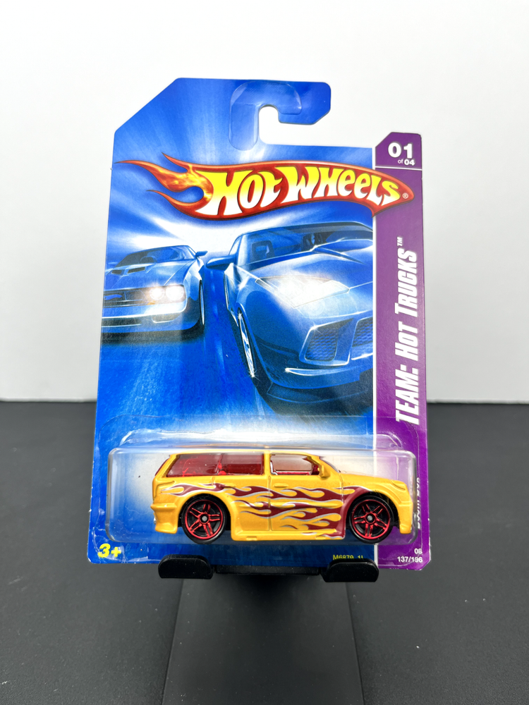 Hot Wheels 2008 Mainline Team Hot Trucks Boom Box Yellow #137