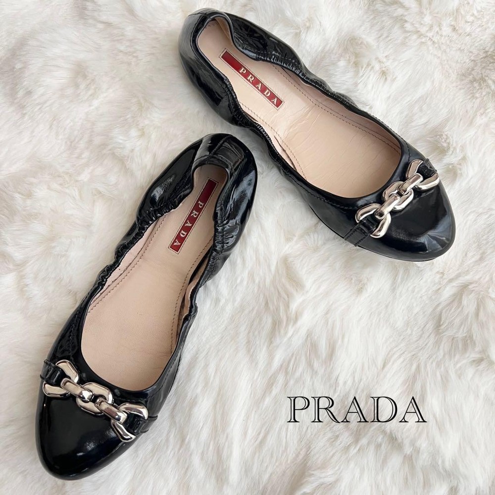 Prada Black Patent Leather Ballet Flats with Chain Detail Women's Size 4 US 37 UK 22cm Preowned