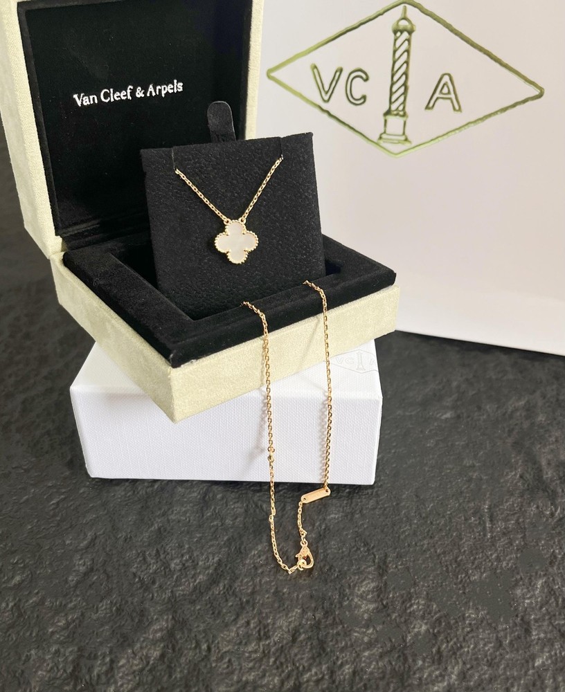 Van Cleef & Arpels Vintage Alhambra MOP Gold Clover Necklace