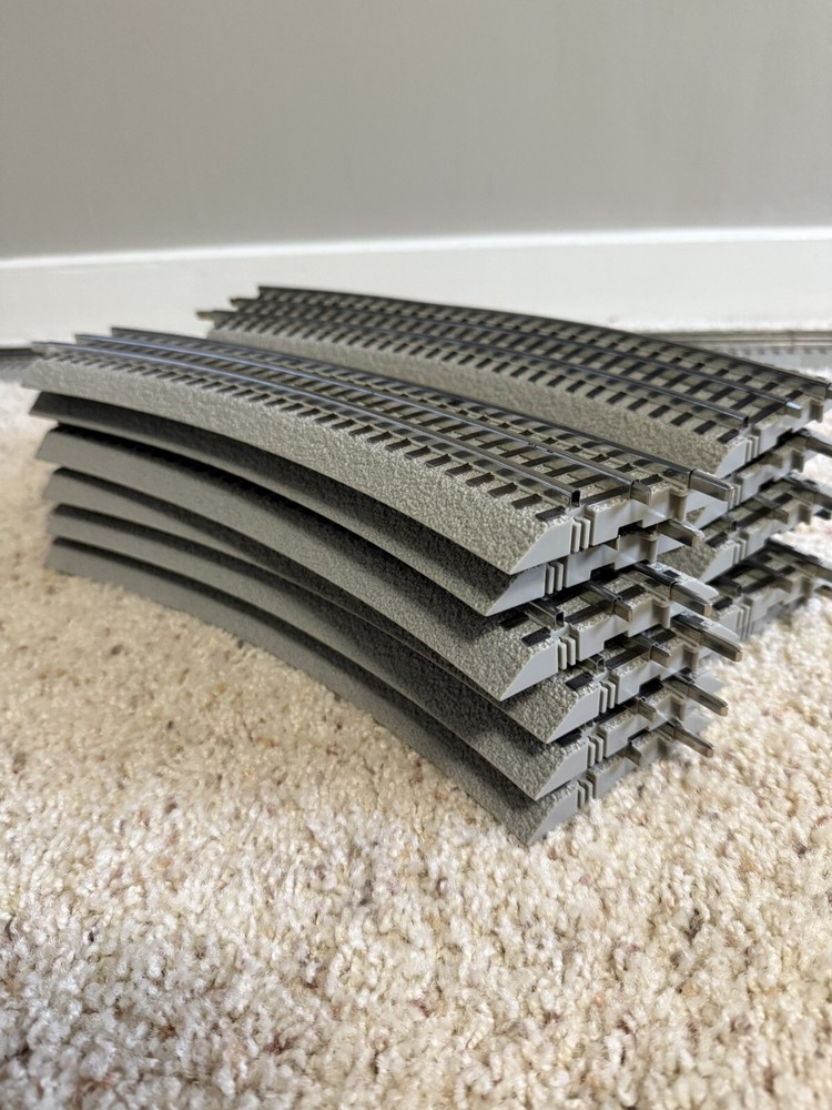 LIONEL O GAUGE FAST TRACK FULL CIRCLE O48 CURVES (12 pcs.)