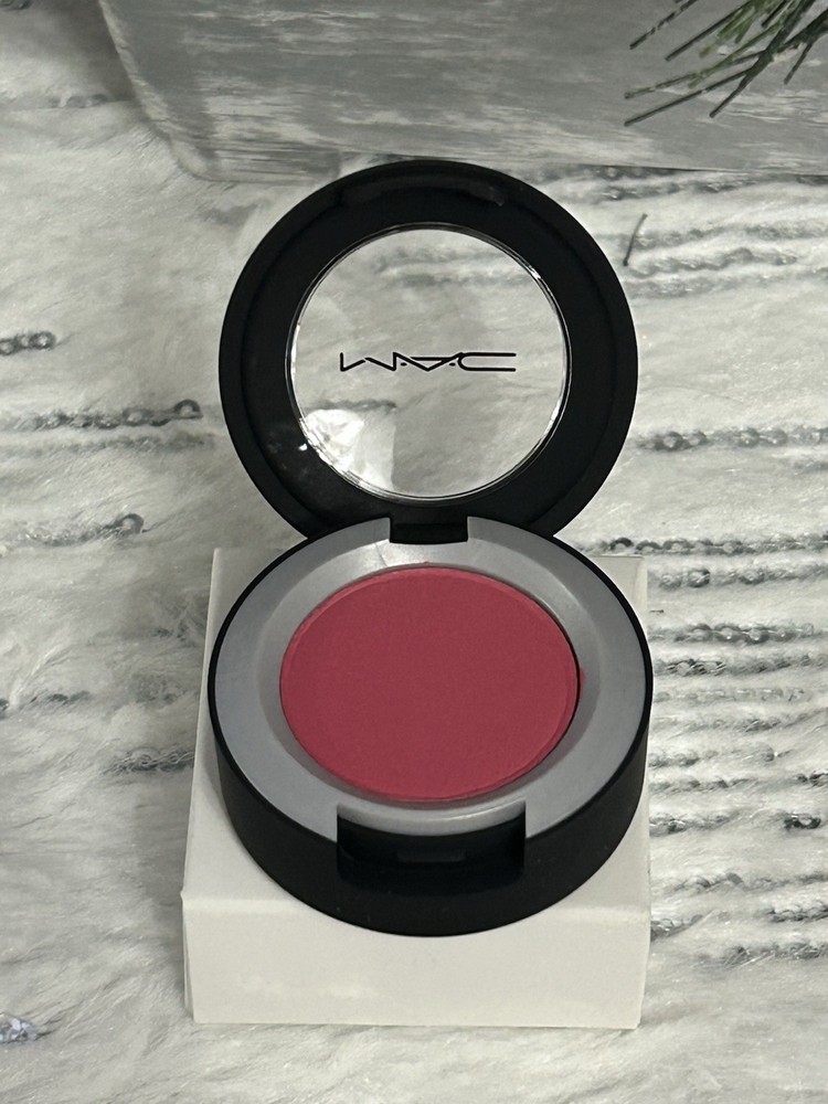 Mac Powder Kiss Eyeshadow - Fall In Love Soft Matte Finish