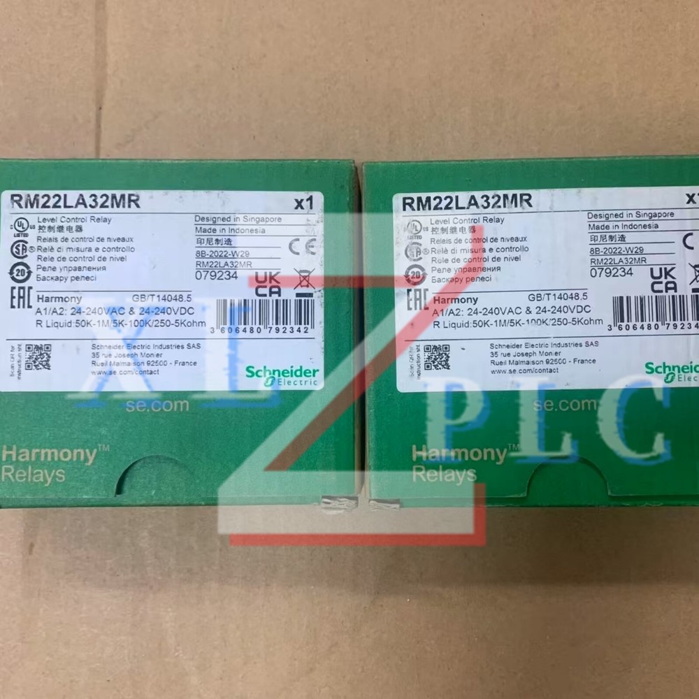 1PCS New Schneider RM22LA32MR Control Relay In Box*