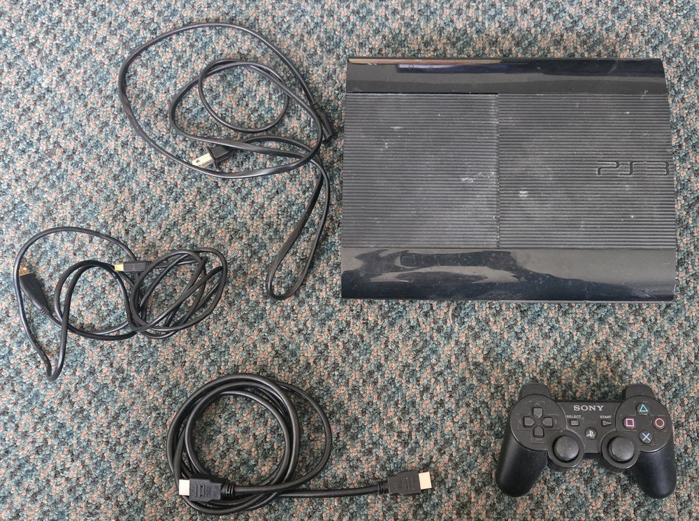 Sony PlayStation 3  PS3 Super Slim Black 500 GB + Controller + Cables (Untested)