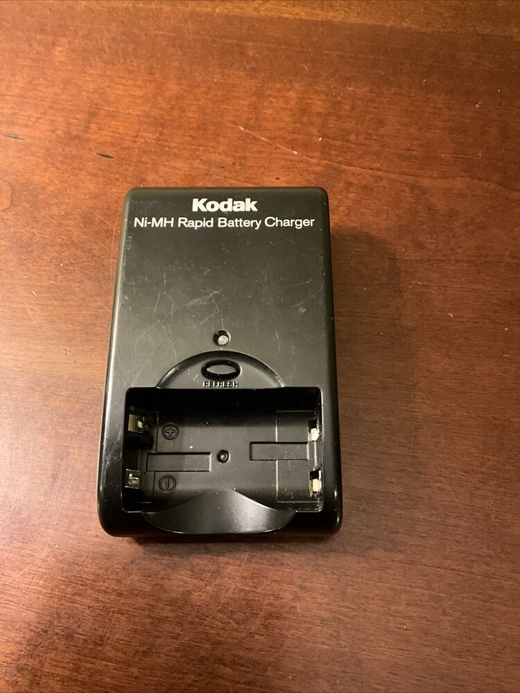 Kodak Ni-MH Rapid Battery Charger K4500 for Rechargeable Batteries AA Size
