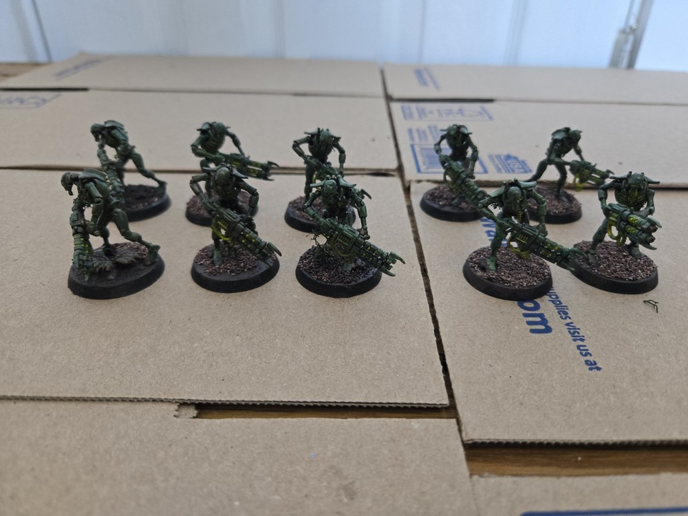 Necron Warriors x10 fully painted with Gauss Reapers, magnetised bases
