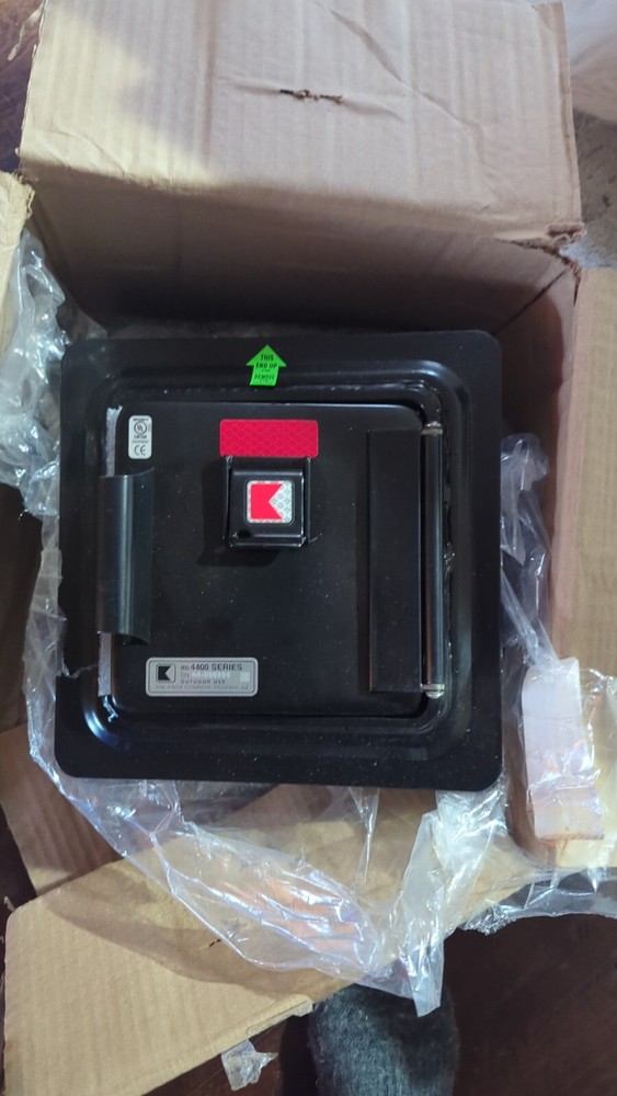 Knox Security KnoxVault Flange Model 4400 Lockbox