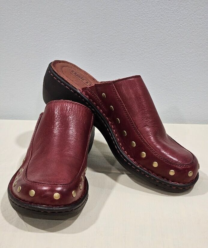 BORN Majesty Women’s Red Leather Clogs with Rivets Studs in 7W Boho Comfy Style