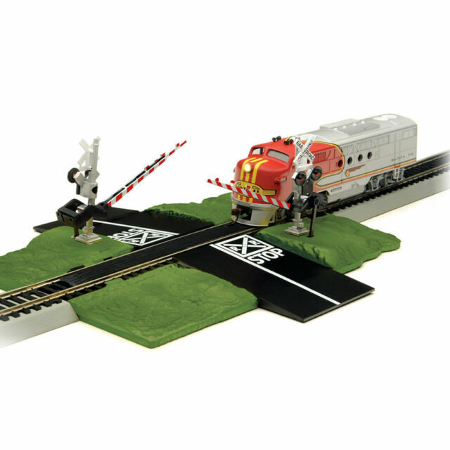 Bachmann Williams Bac44579 HO EZ Track Crossing Gate