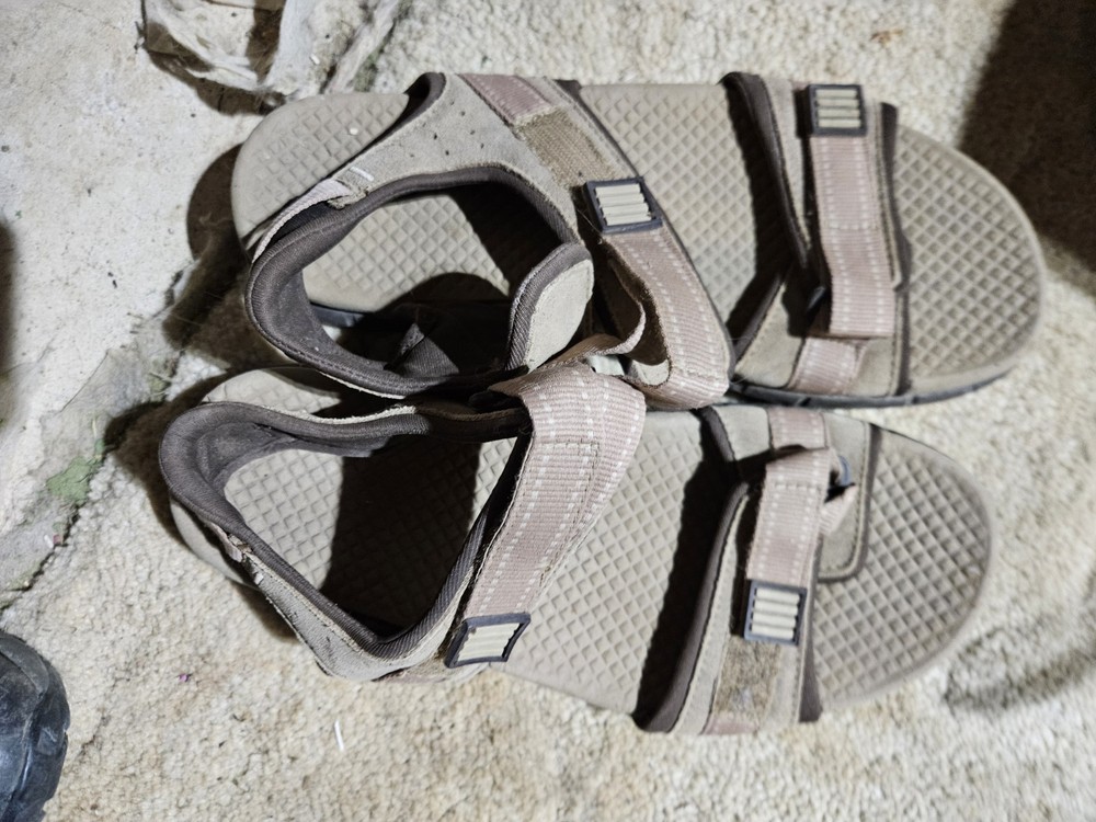 Land's END WALKING HIKING OUTDOOR SANDAL MEN'S SIZE 10