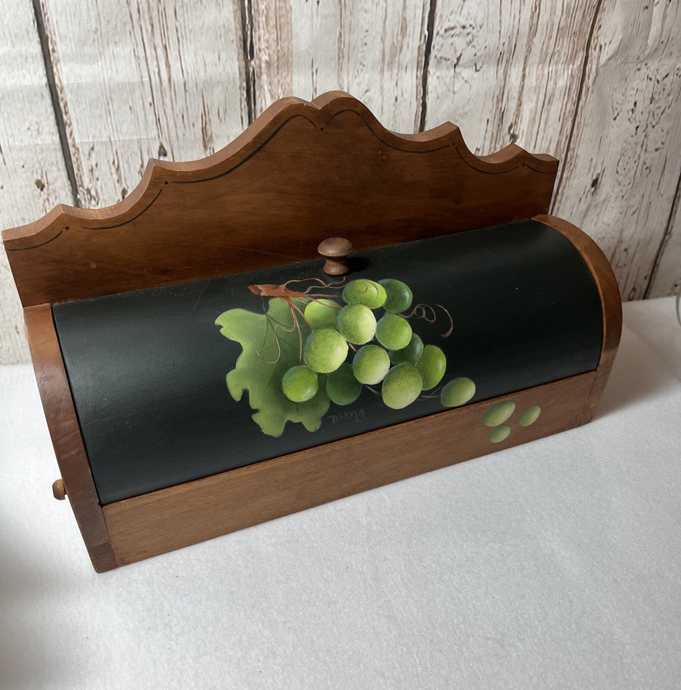 Hand painted Green Grapes Storage Box Camel Back lid wood organize