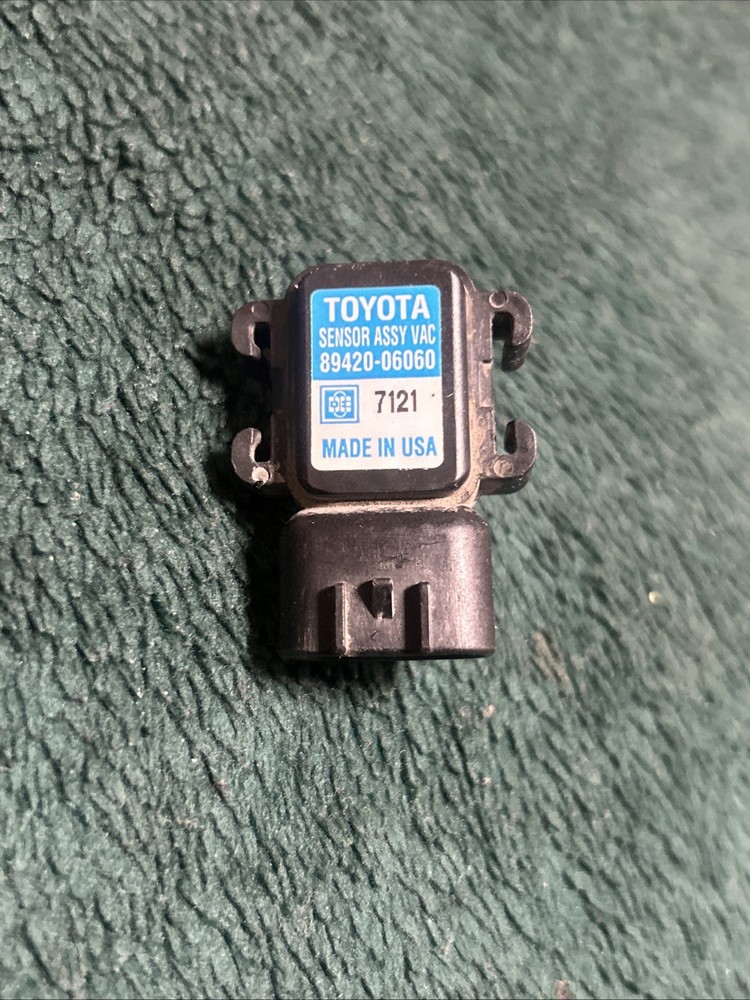 97-01 Toyota Camry Solara MAP MAF Sensor OEM 89420-06060 5SFE