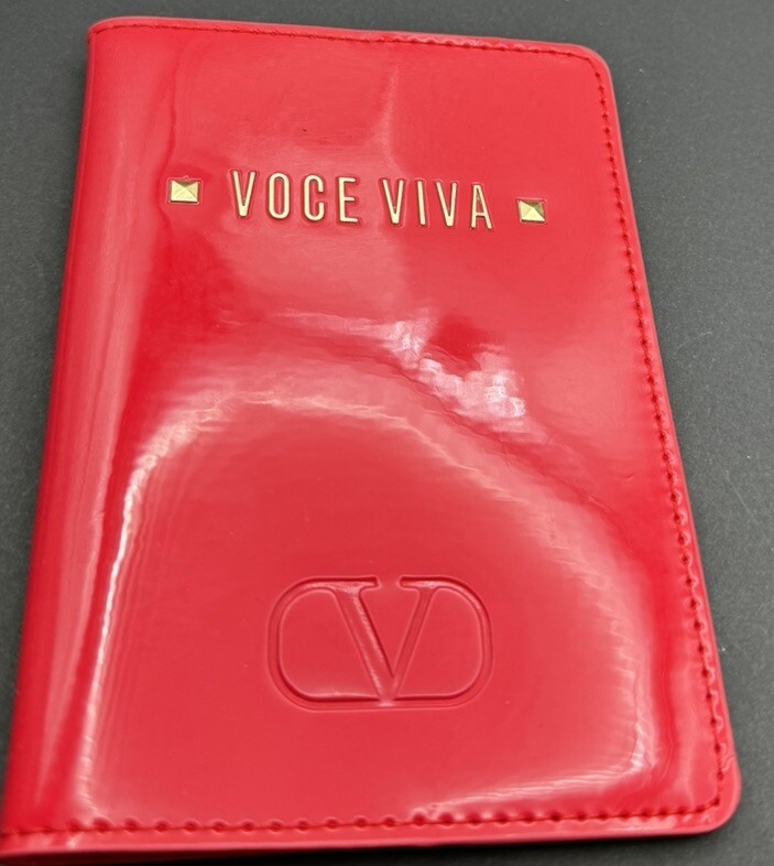 Voce Viva Bright Red Patent Leather Passport Cover New Free Shipping-image