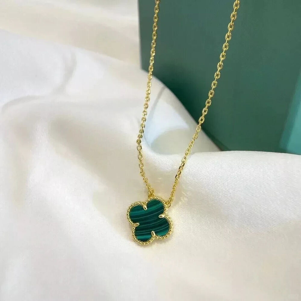 Van Cleef & Arpels Vintage Alhambra Necklace 18k YG Malachite