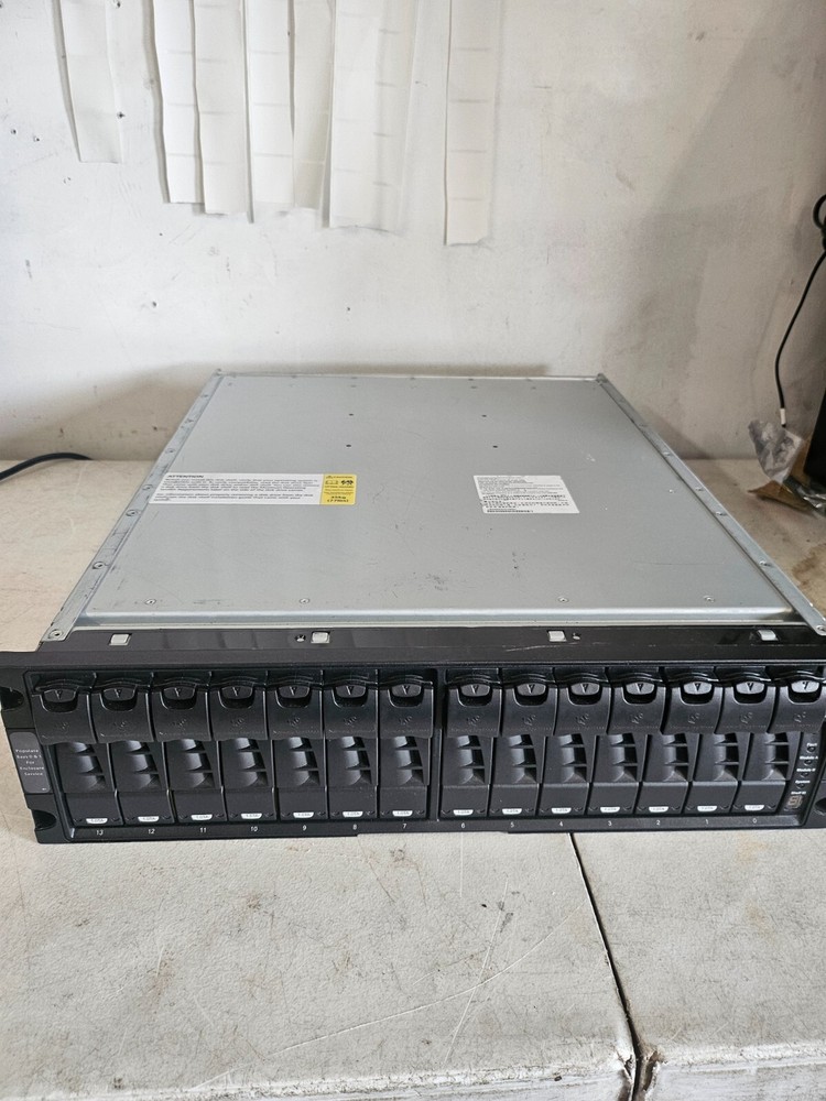 NetApp DS14MK2 - AT Disk Shelf with 14x 1TB HDDs 2 x P.S.