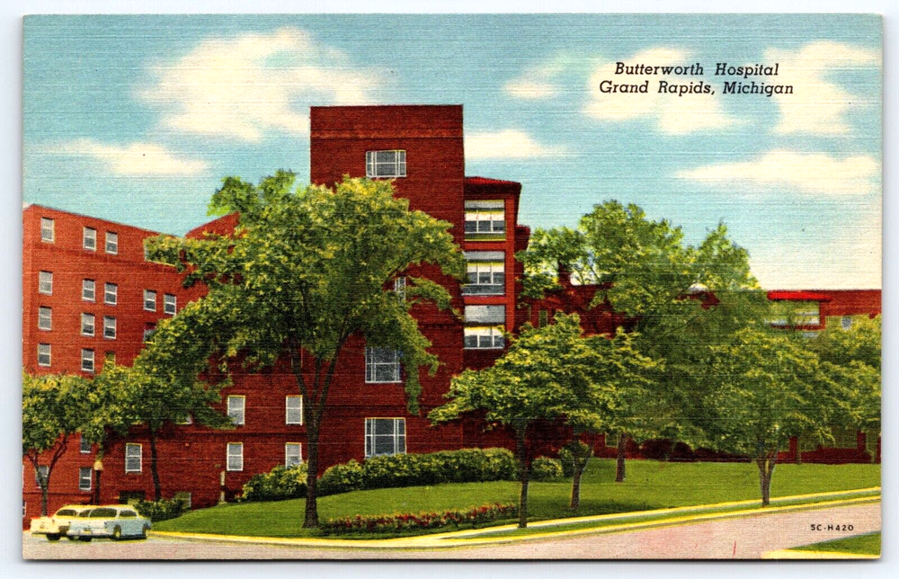 VINTAGE OLD ANTIQUE POSTCARD BUTTERWORTH HOSPITAL GRAND RAPIDS MICHIGAN USA