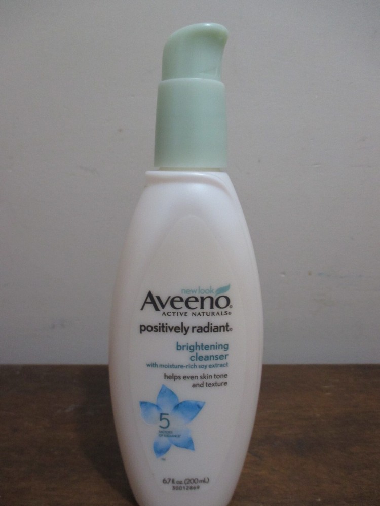 Aveeno Positively Radiant Brightening Facial Cleanser - 6.7oz