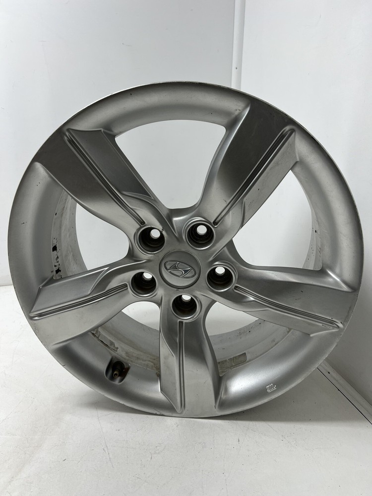 2012-2014 Hyundai Veloster Alloy Wheel 17x7 OEM USED SOLD AS IS