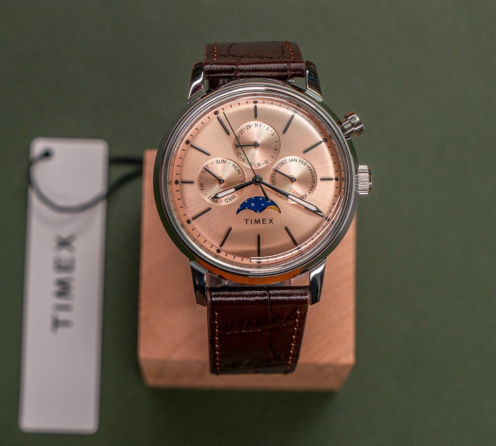 TIMEX Marlin Triple Calendar Moon Phase Quartz Watch Salmon Dial TW2W51100 NEW