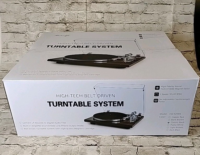 Retrolife Bluetooth Belt-Drive Turntable System in Black