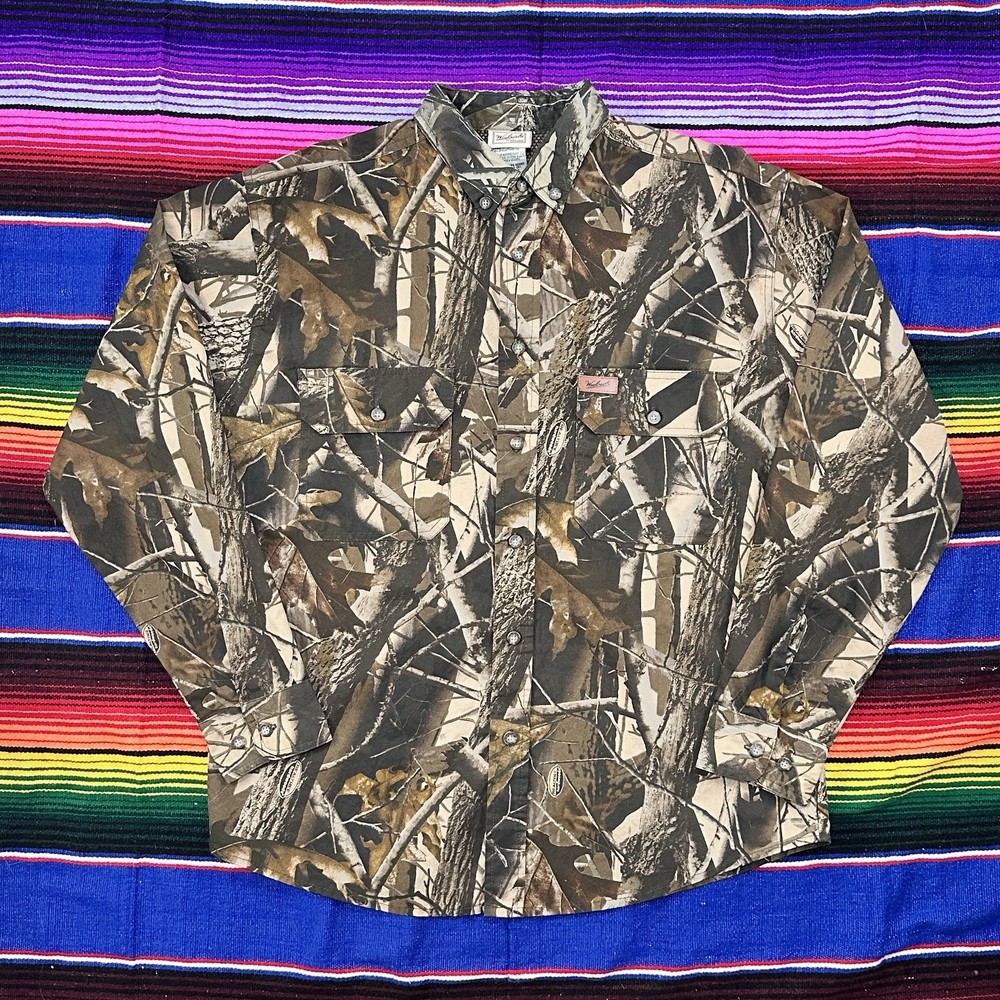 Vintage 1990s Woolrich Real Tree Camouflage Button Up Shirt Size Medium
