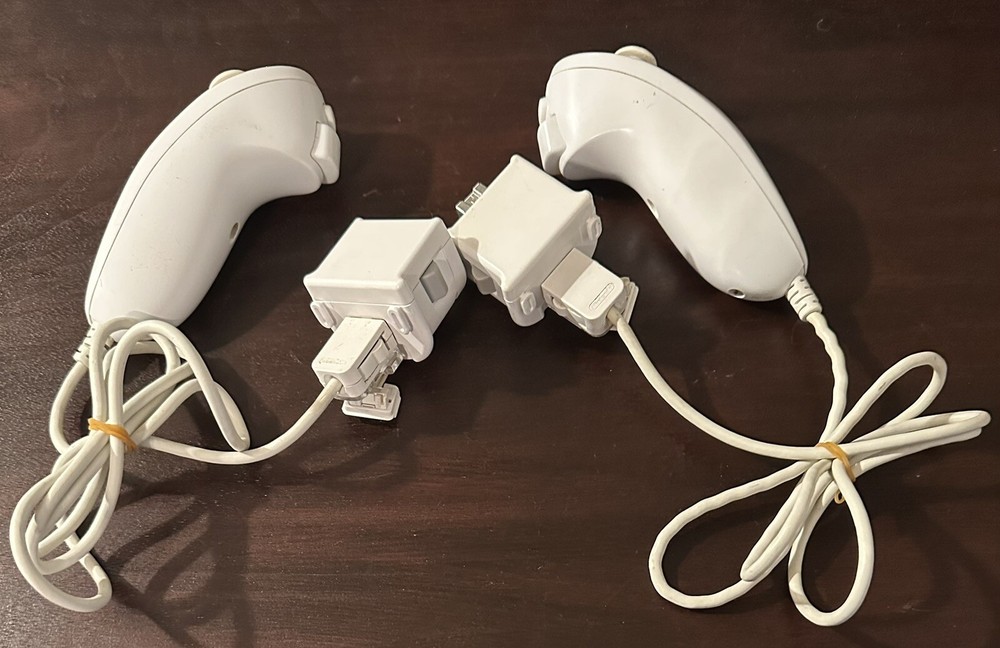 Official Nintendo Wii Motion Plus Adapter White RVL-026 with Nunchucks Lot of 2