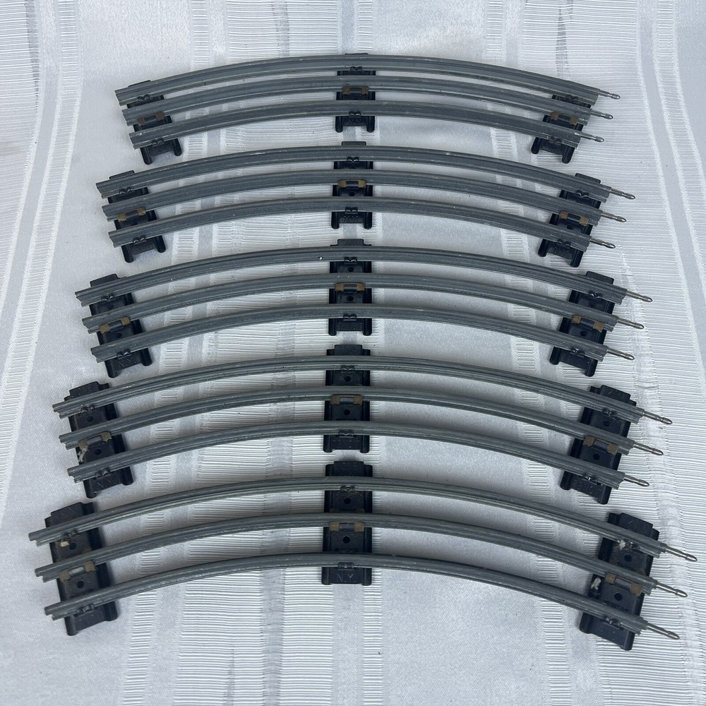 Lionel O Gauge Scale Train Track 5 Piece Curved 3 Rail Tubular Tracks